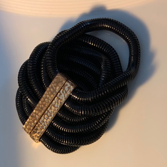 Black Coil Choker & Bracelet Set – Hammered Gold Tone - Picture 11 of 12